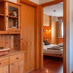 Apartment Les Chouettes 1 *