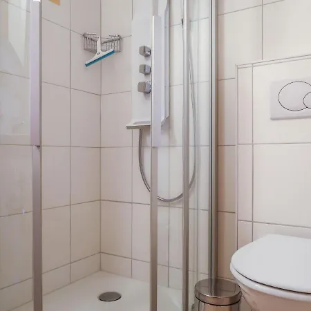 Les Chouettes 1 Apartment